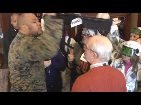 Sen. Carl Levin ‘indefinitely detained’ by activists