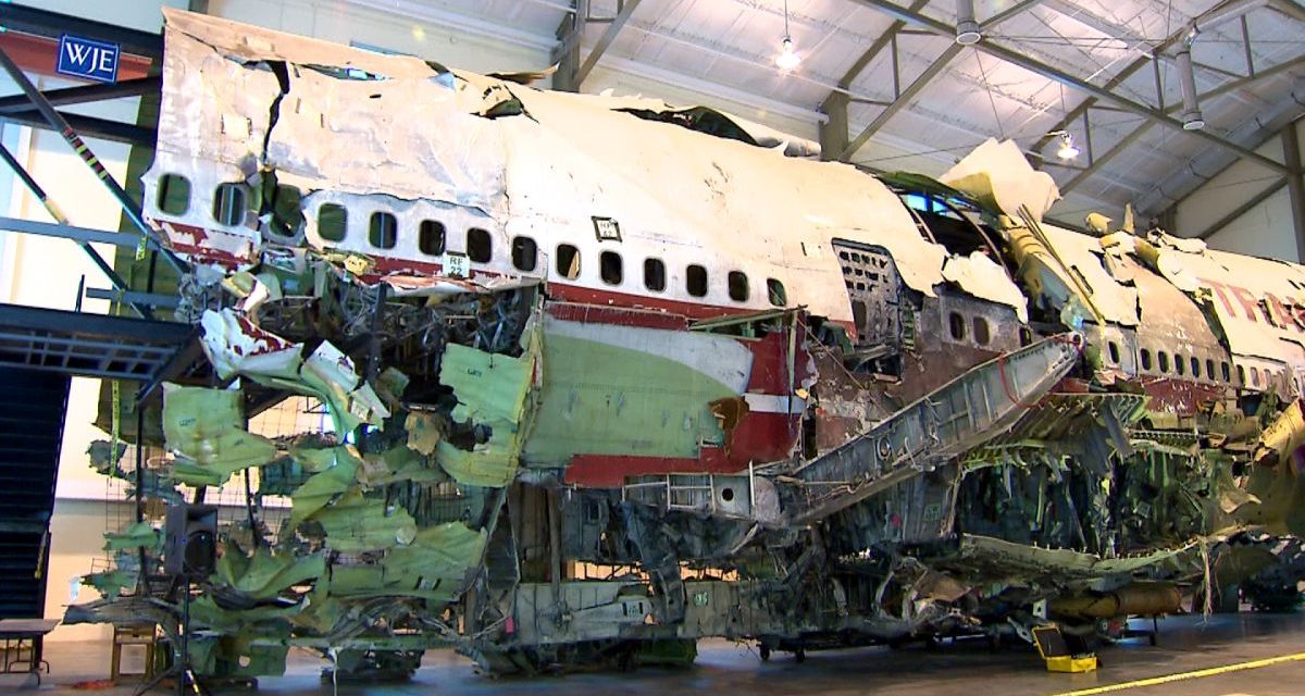 What happened to flight TWA 800?