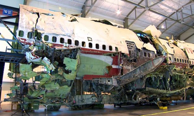 What happened to flight TWA 800?
