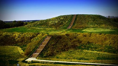 The “Indian Mounds” of North America